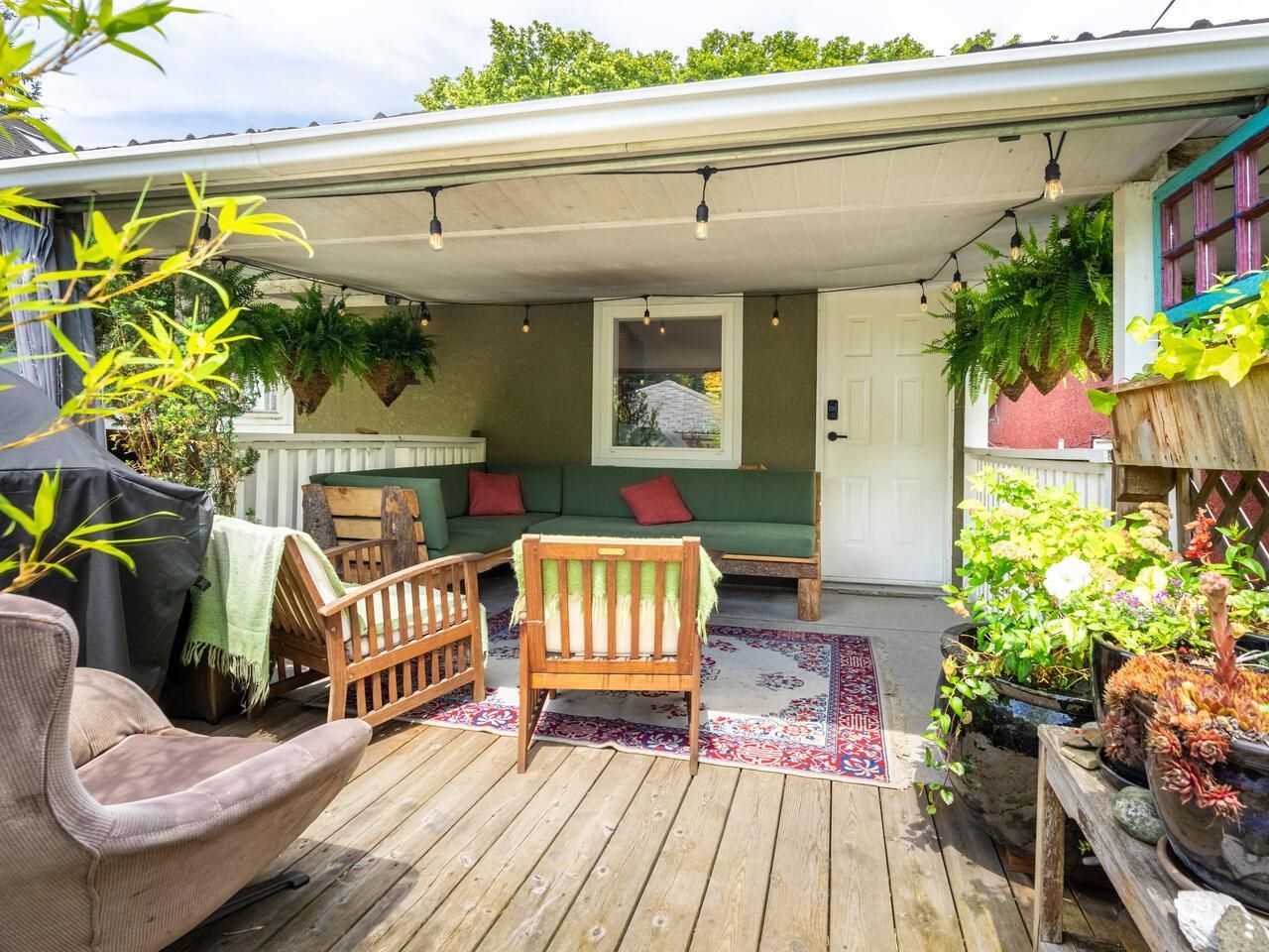 Listing Image 19