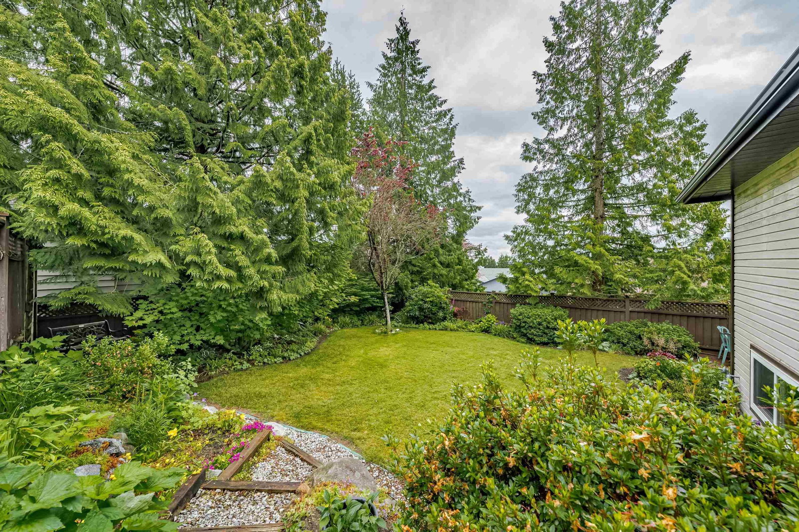 Listing Image 27