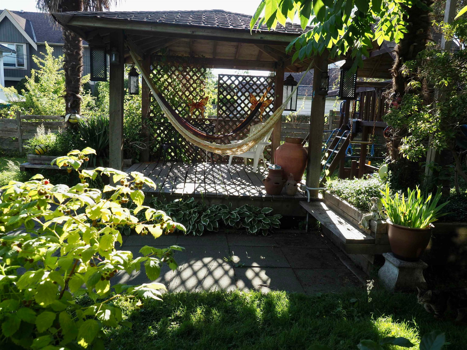 Listing Image 9