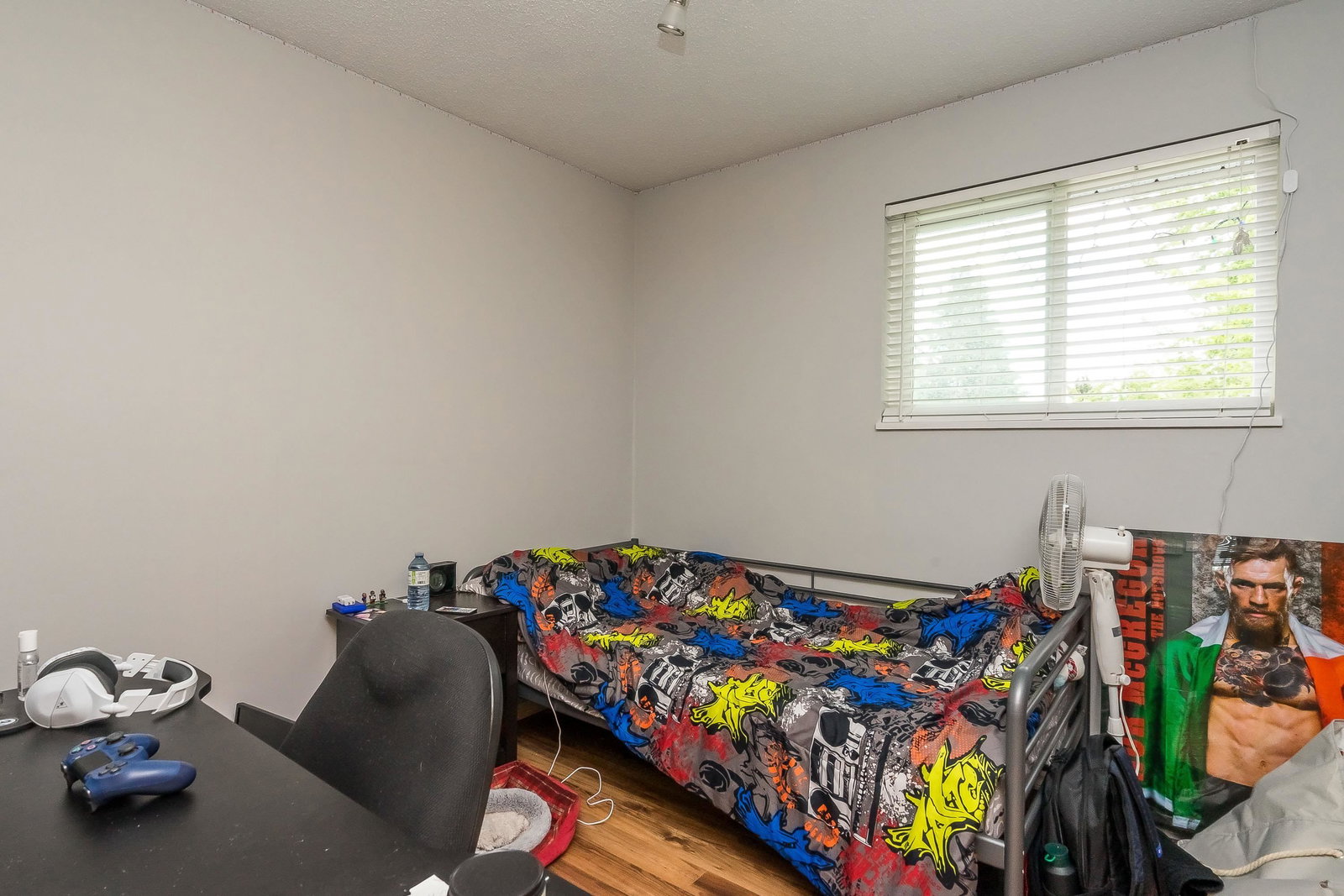 Listing Image 18