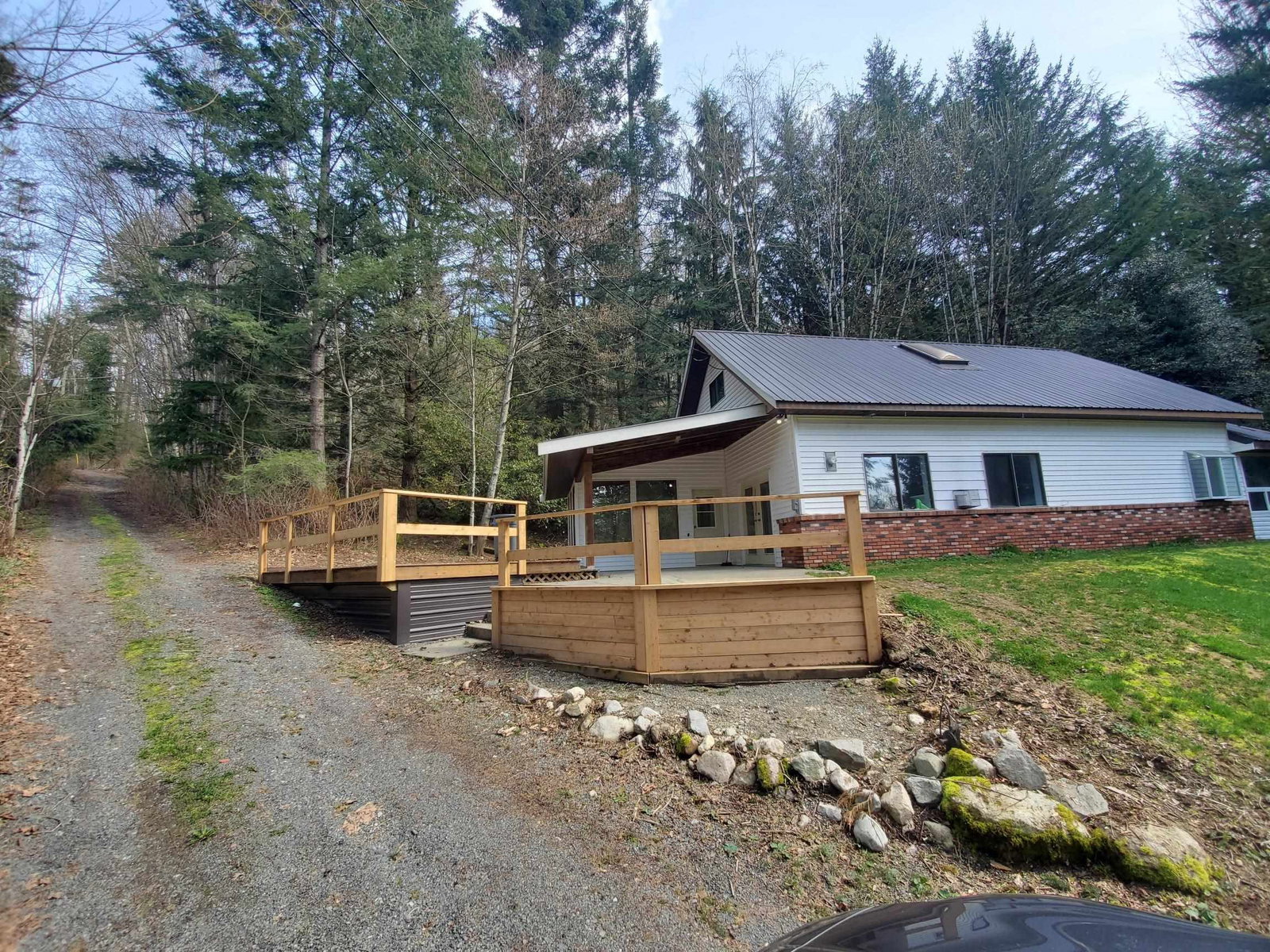 Listing Image 12