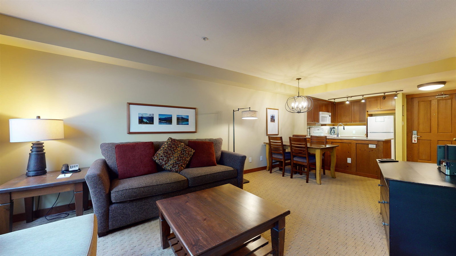 Listing Image 6