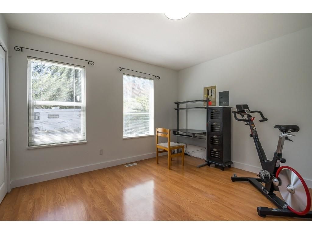 Listing Image 23