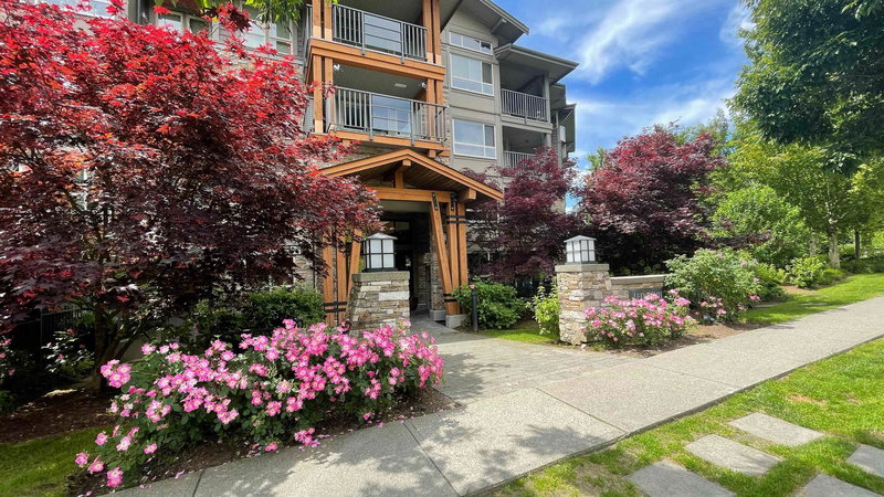 405 - 3110 Dayanee Springs Boulevard, Coquitlam, V3E 0B4 | Image 3