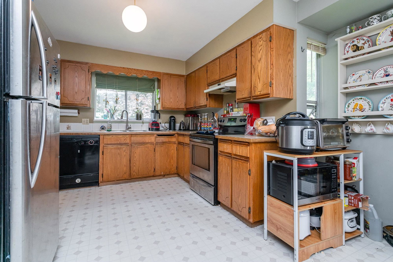 Listing Image 12