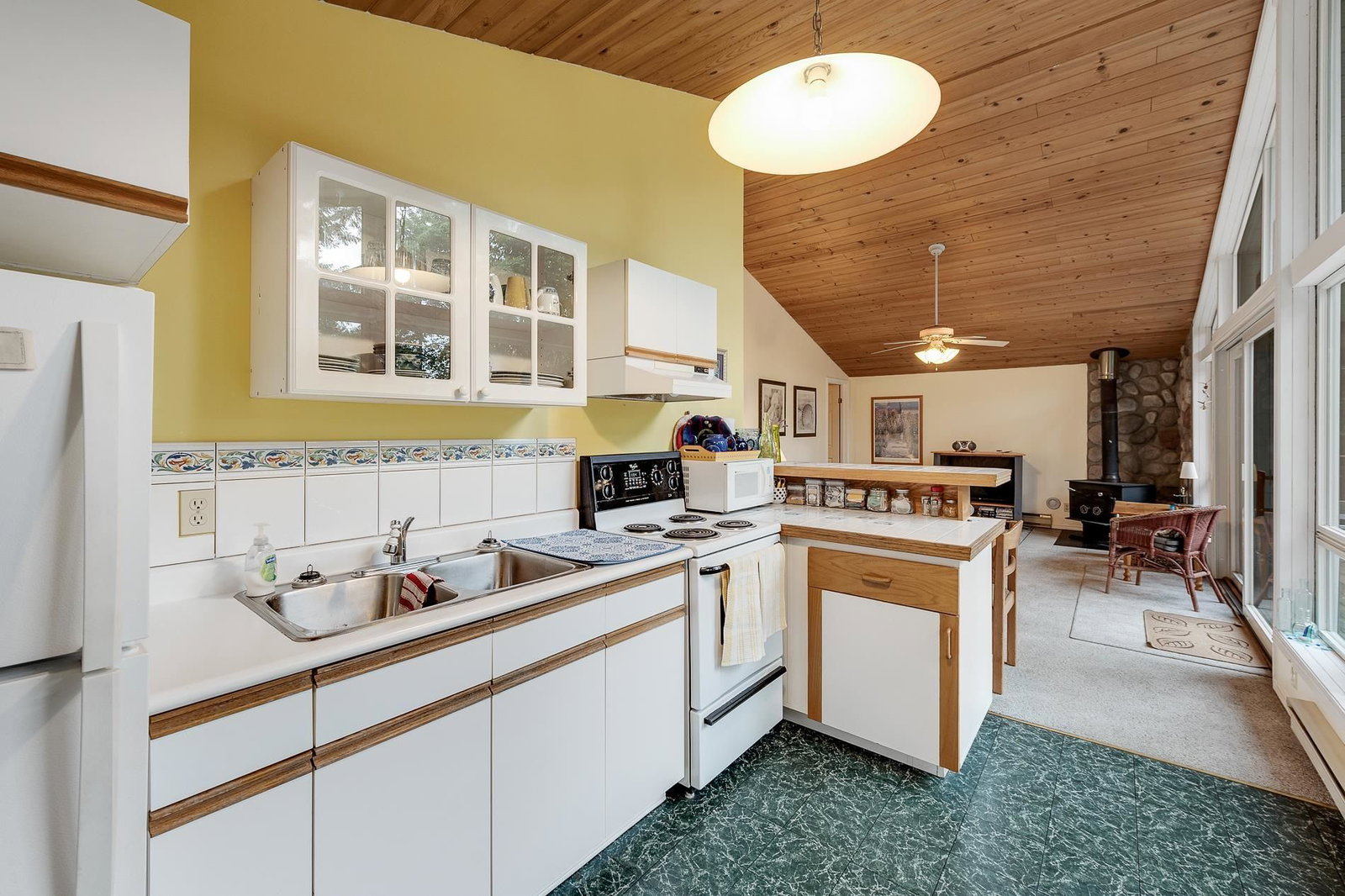 Listing Image 14