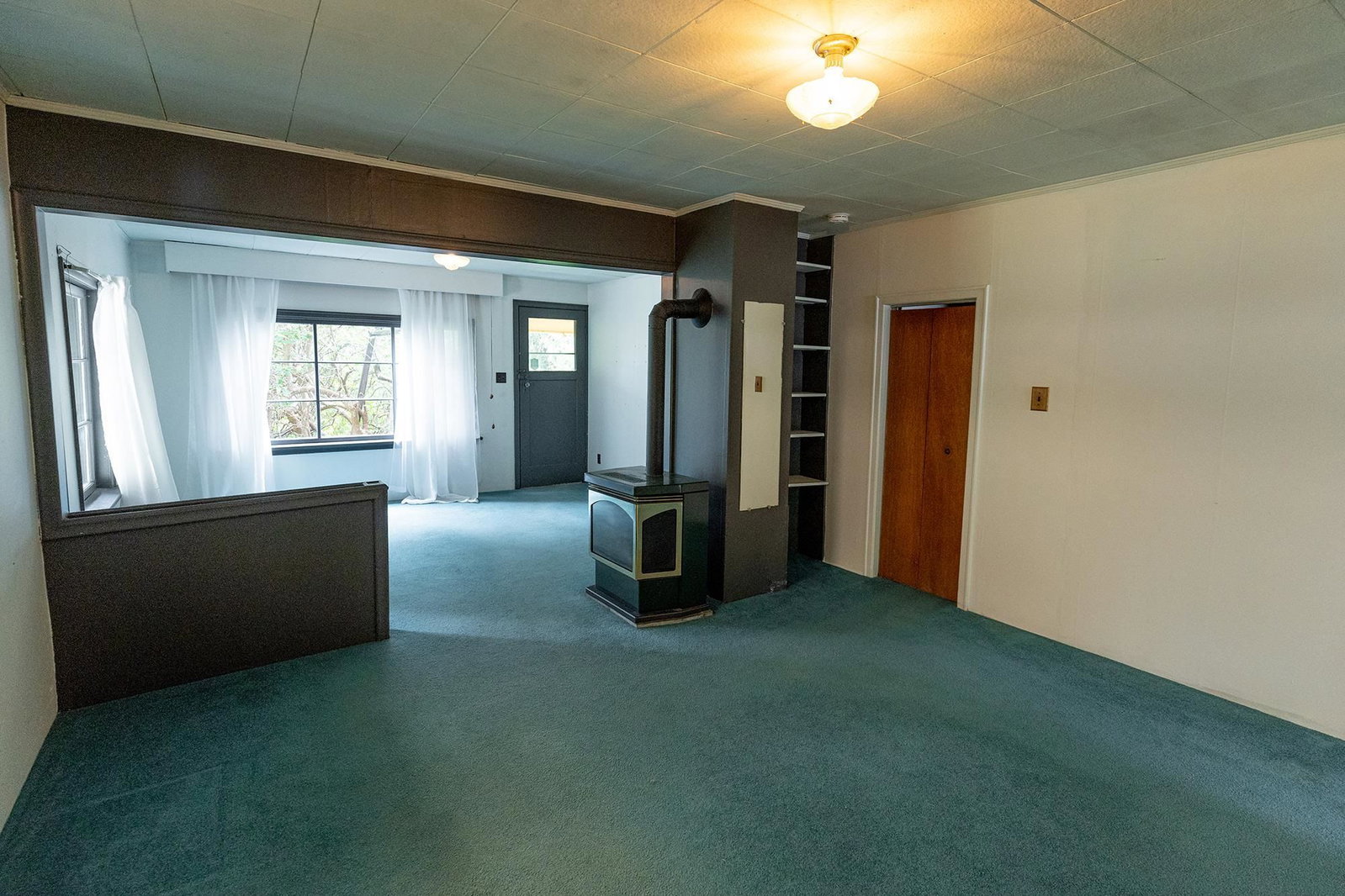 Listing Image 8