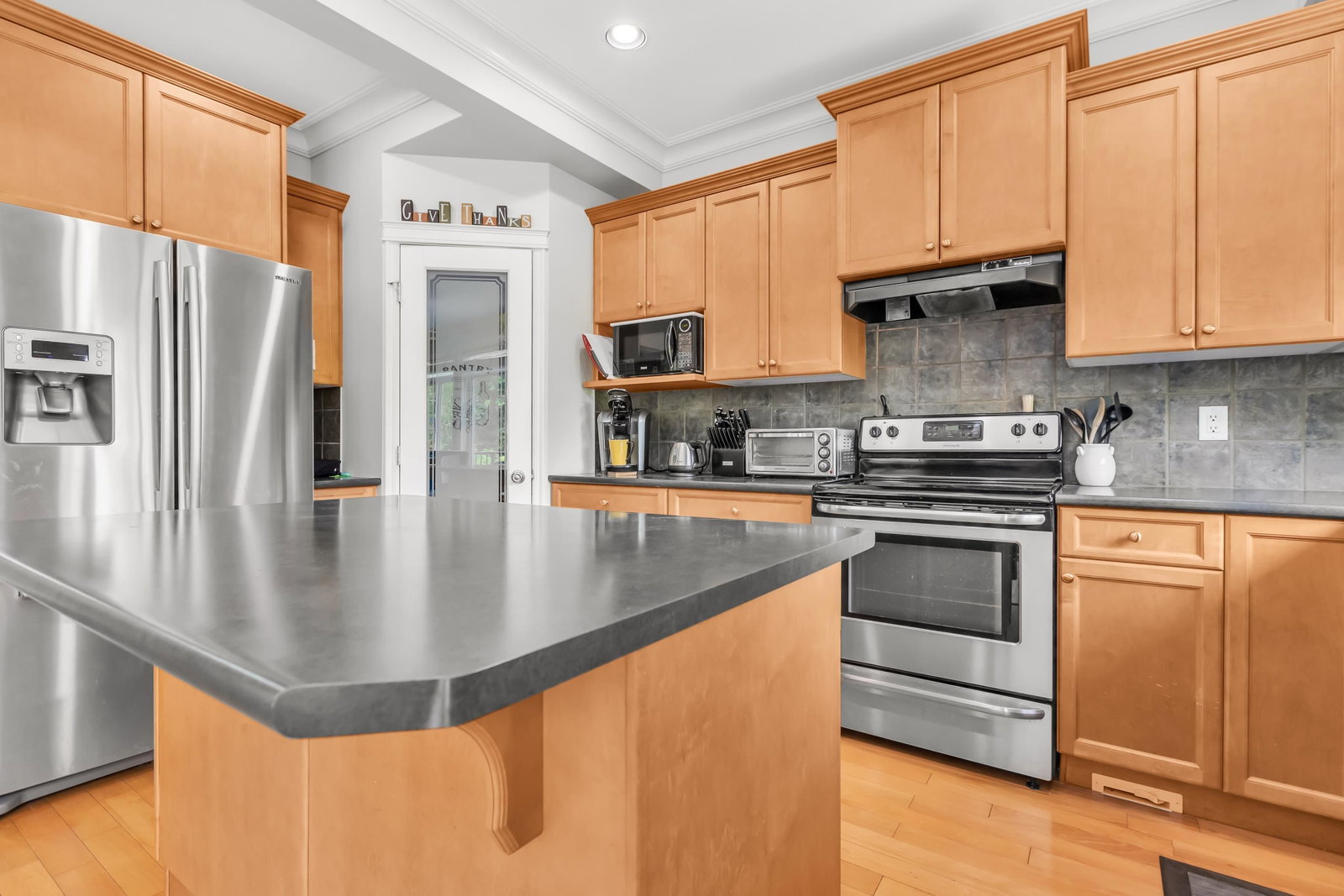 Listing Image 13