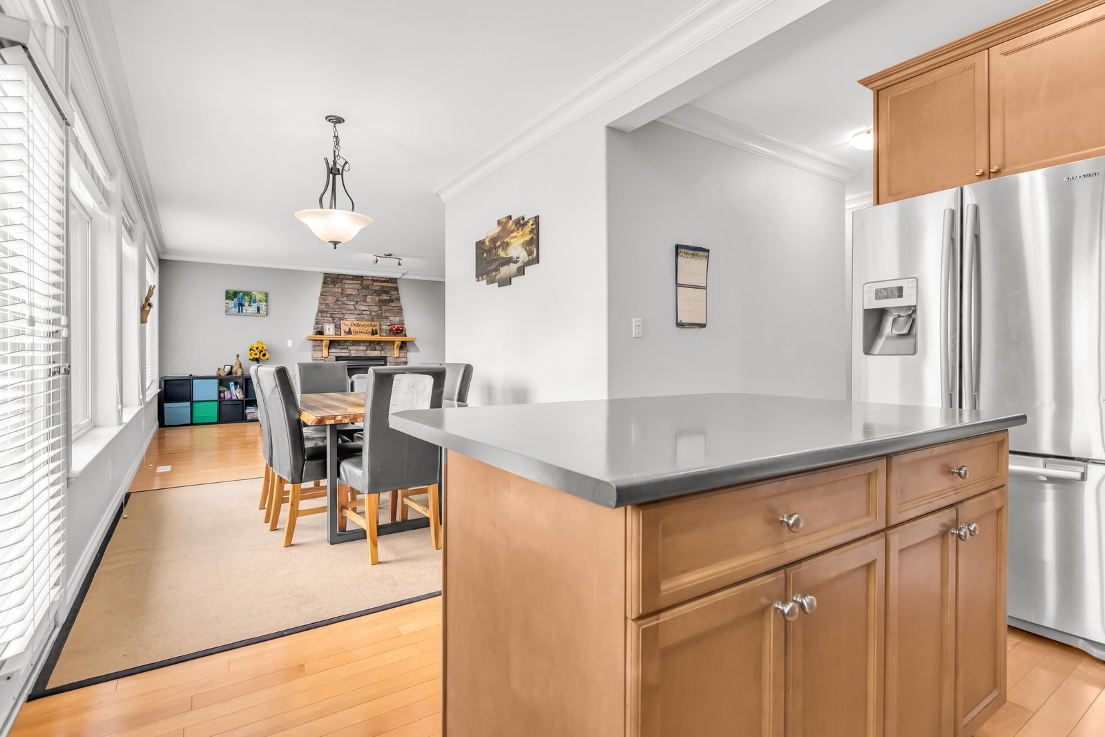 Listing Image 14