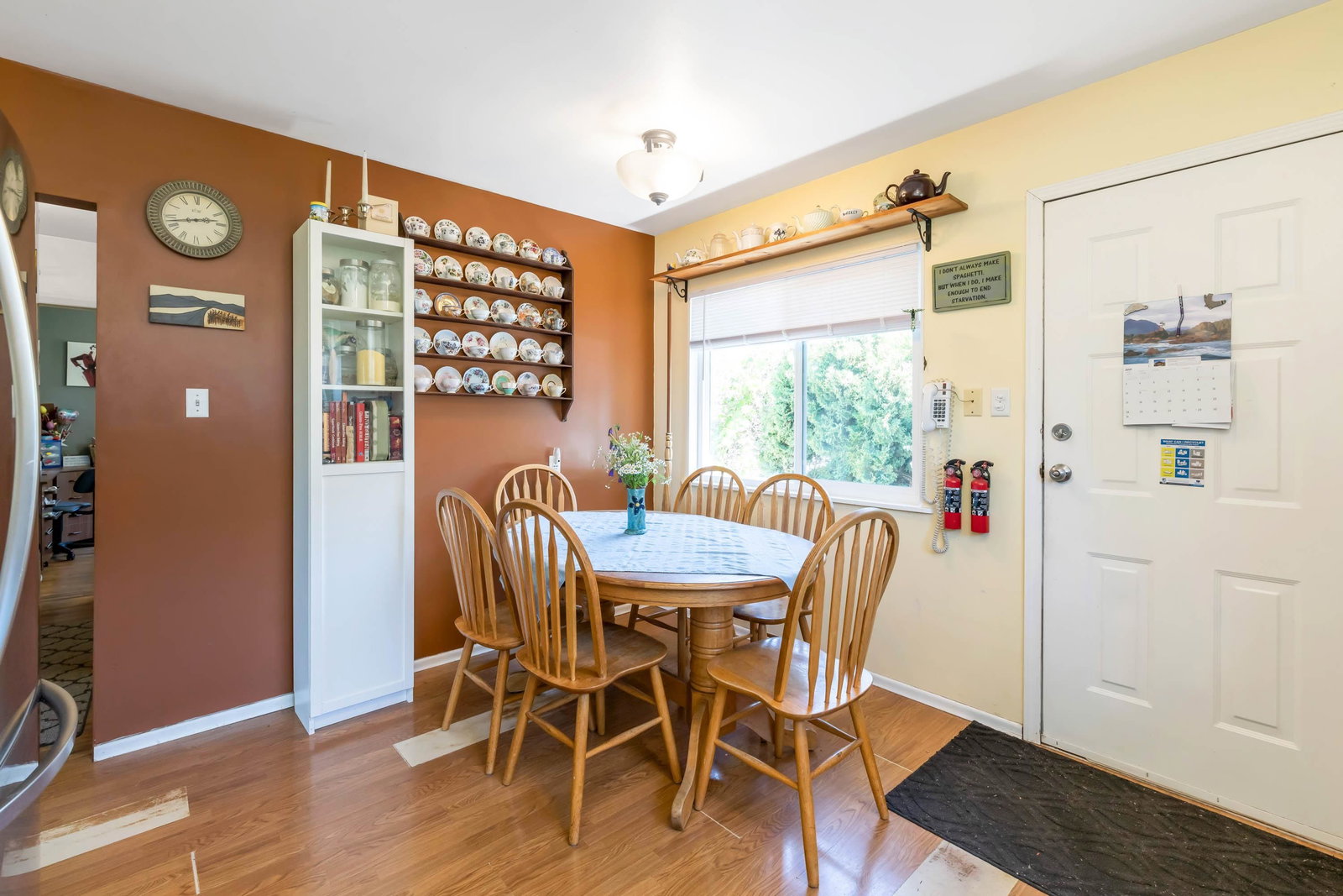 Listing Image 12