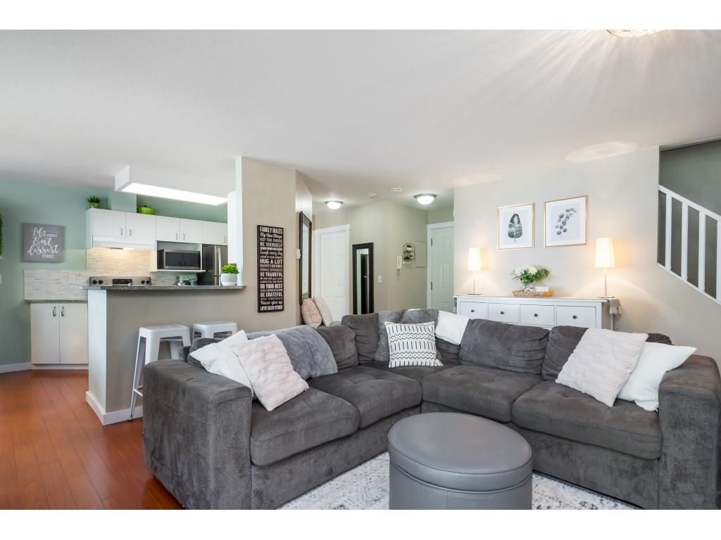 Listing Image 18