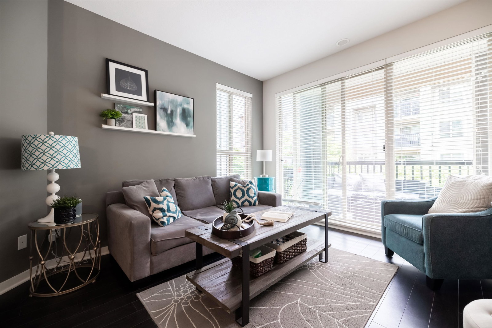 Listing Image 11