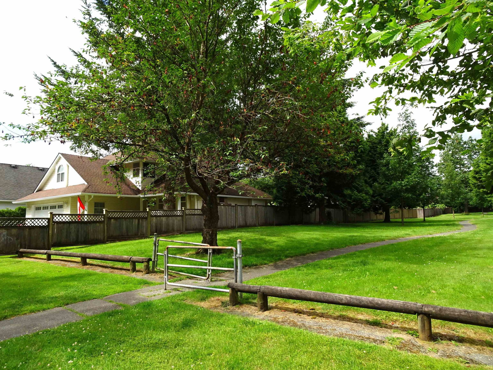 Listing Image 28