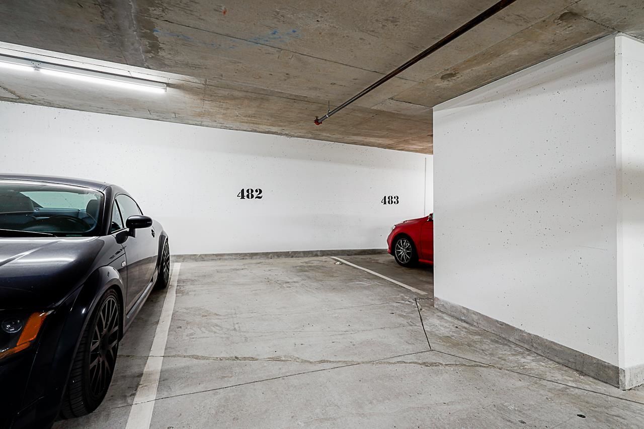 Listing Image 19