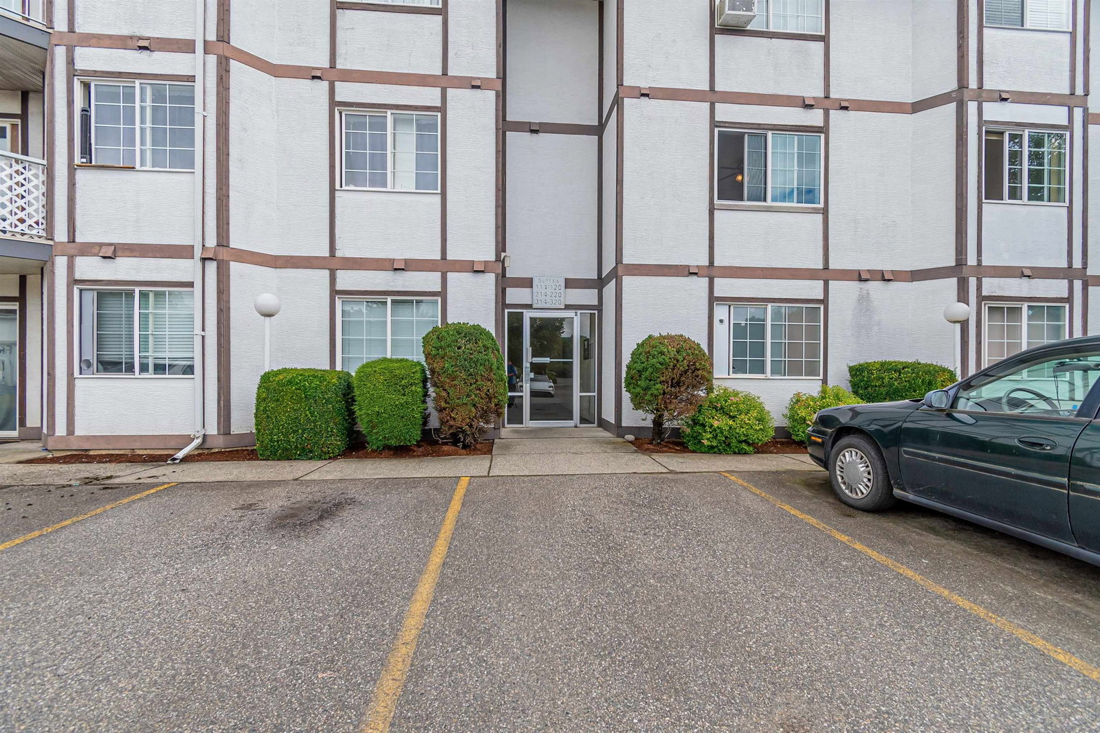 Listing Image 24