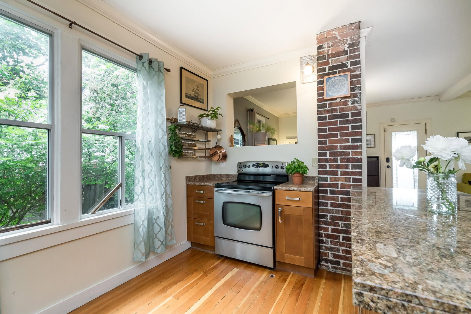 Listing Image 21