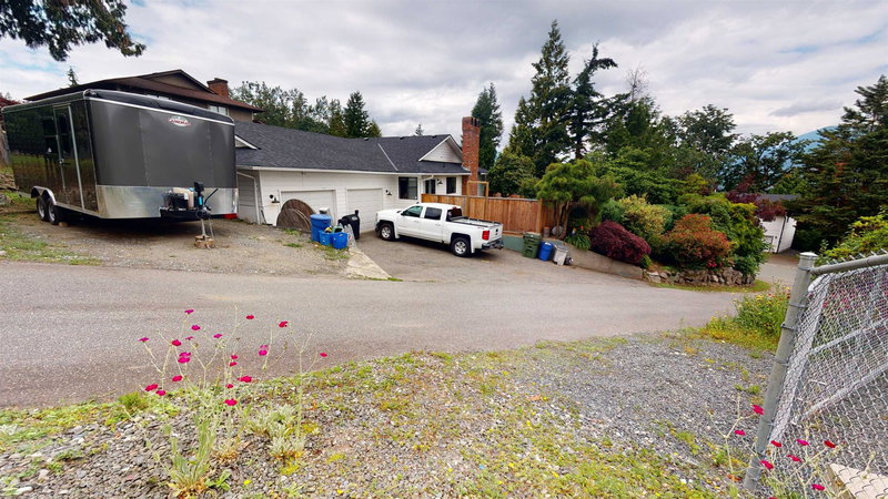 47500 Swallow Crescent, Chilliwack, V2P 7R4 | Image 2