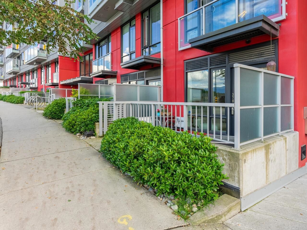 Listing Image 19