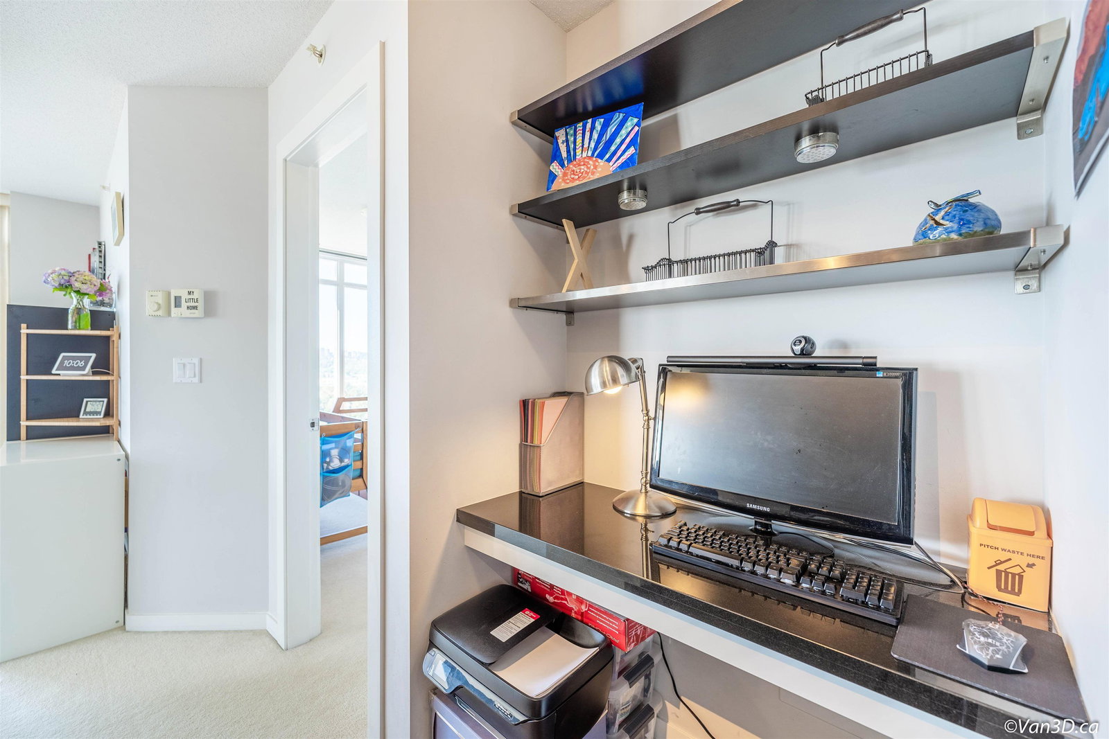 Listing Image 12