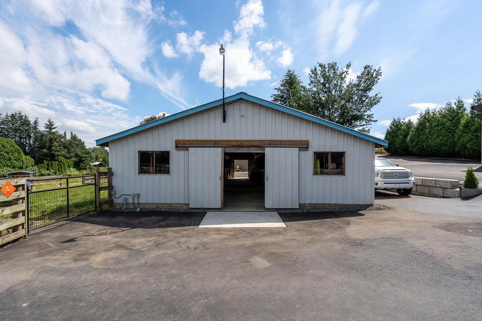 Listing Image 33