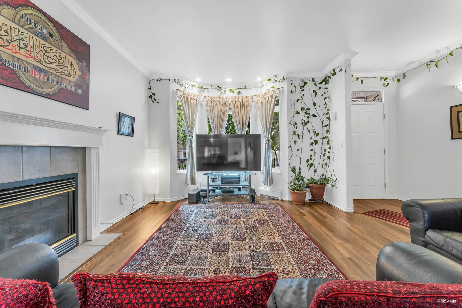 Listing Image 12