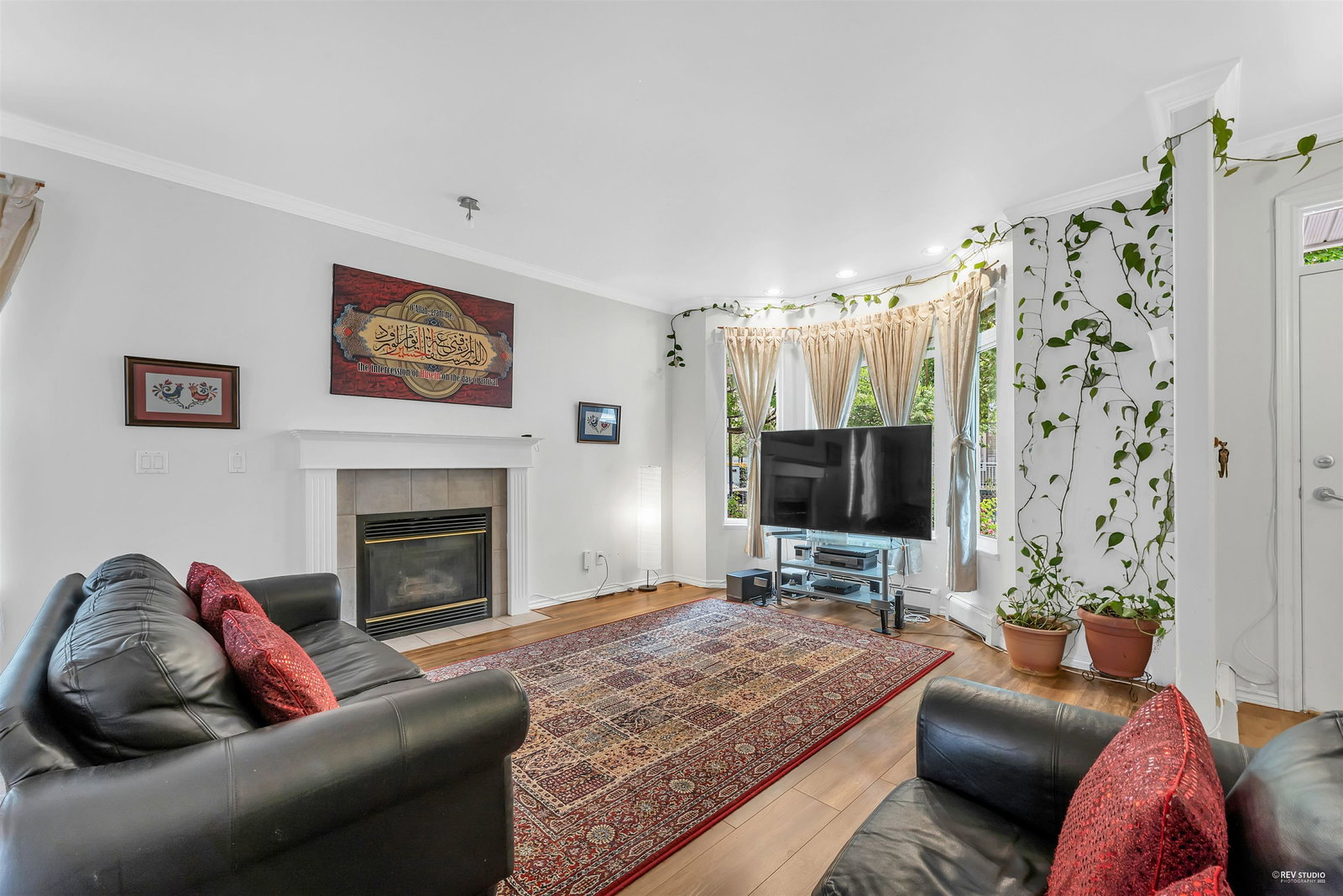 Listing Image 16