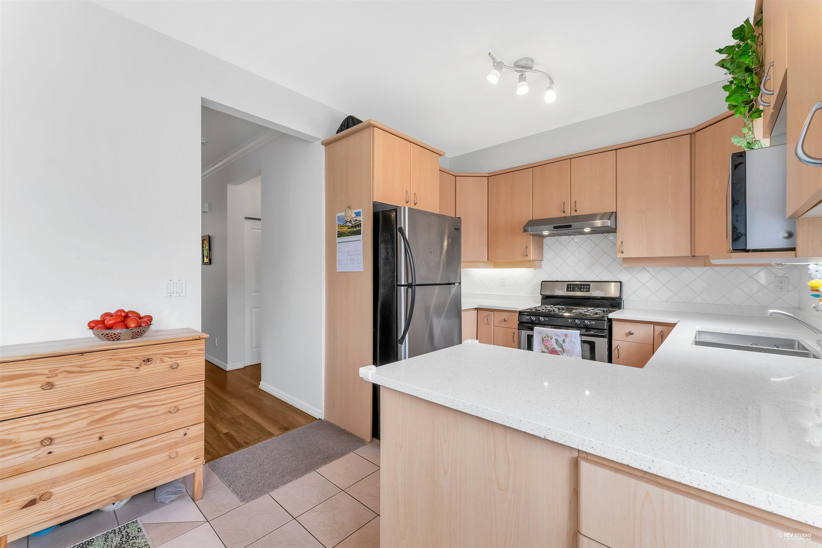 Listing Image 20