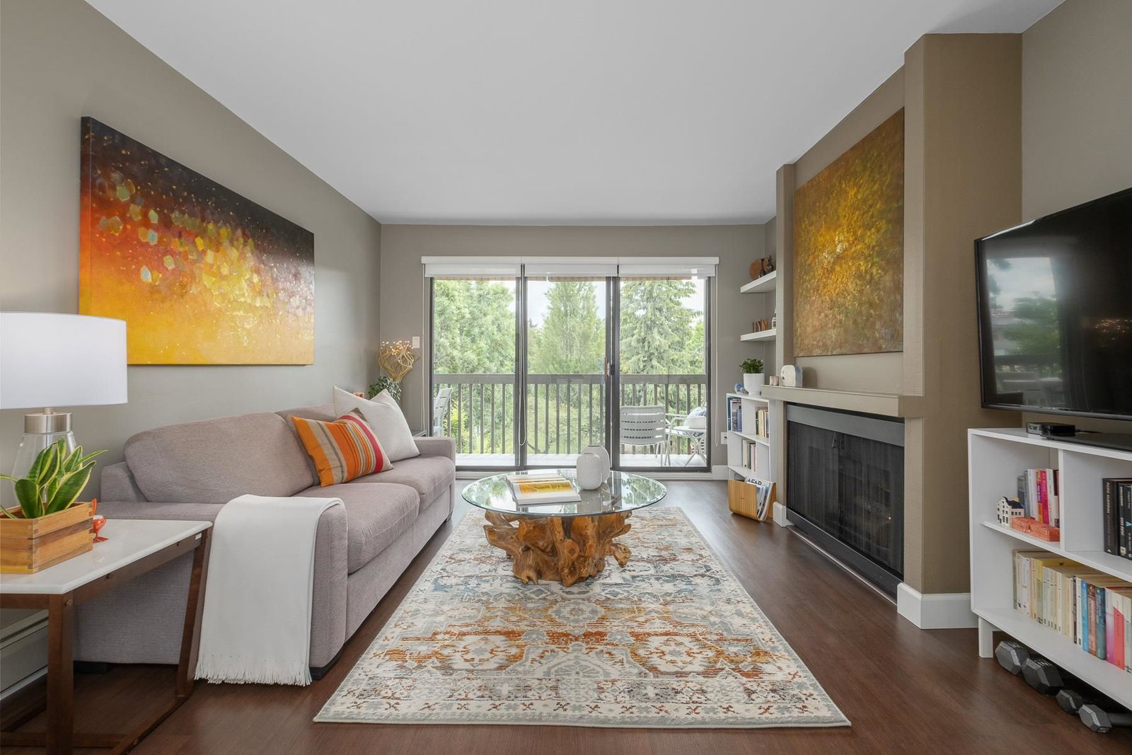 Listing Image 19