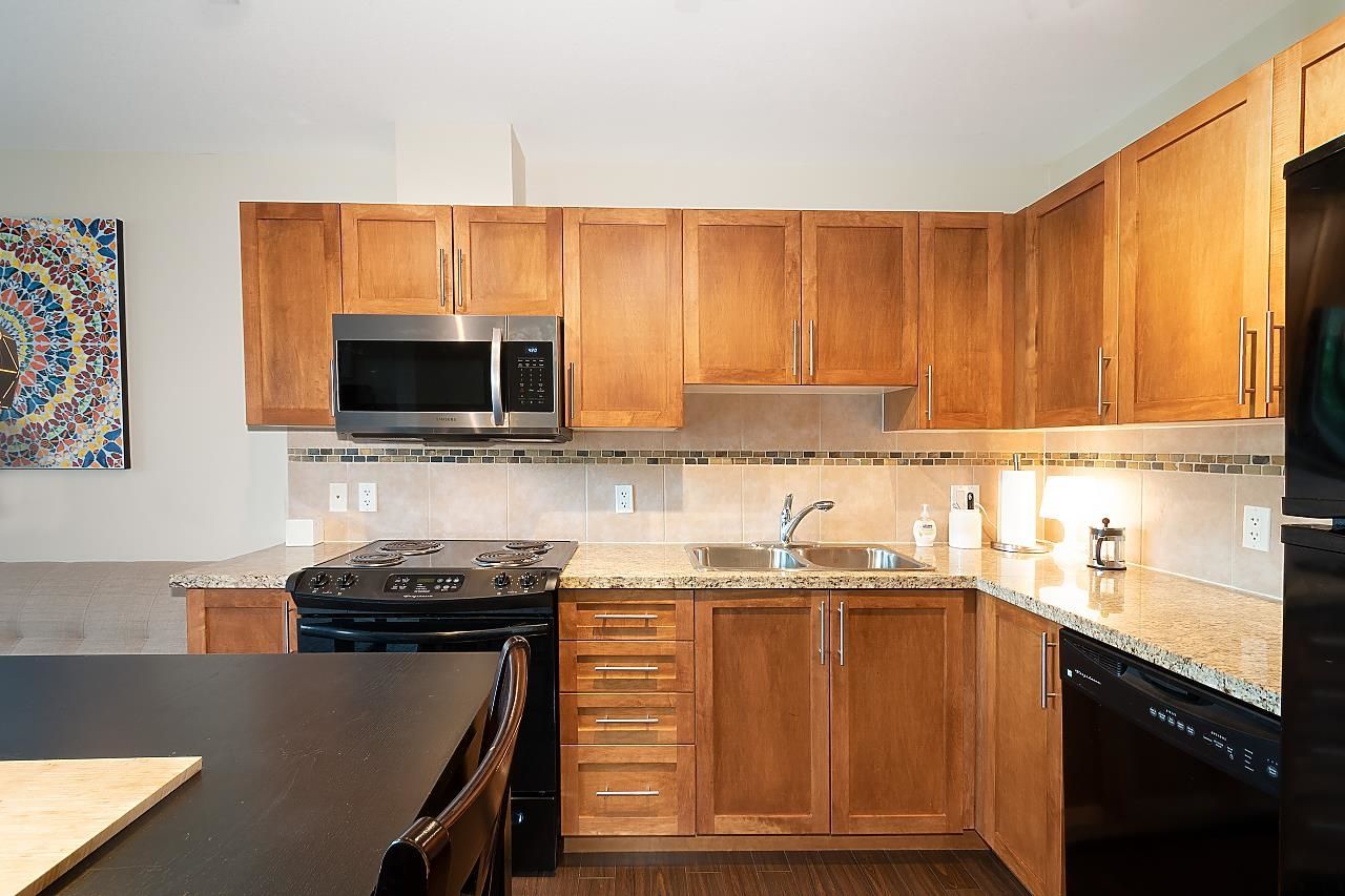 Listing Image 18