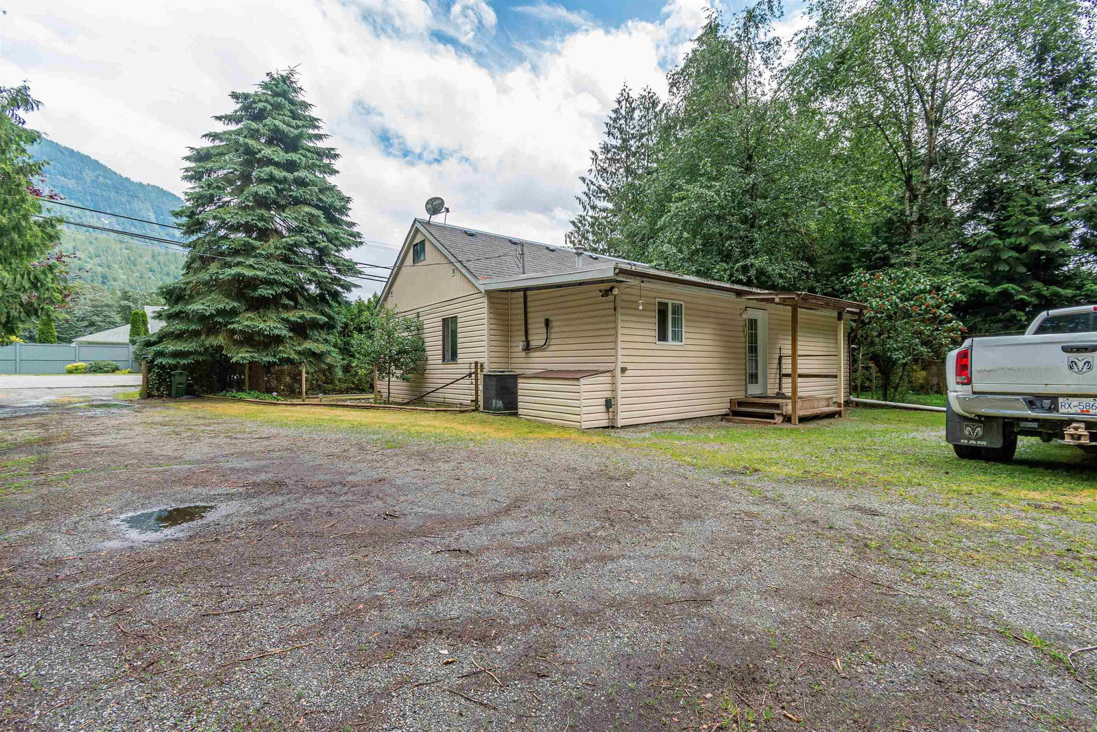 Listing Image 23