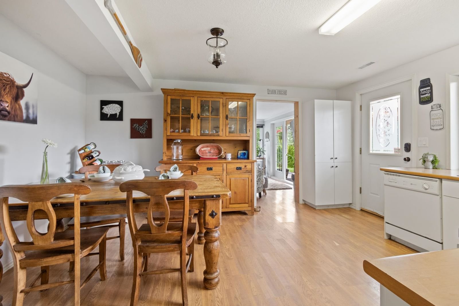 Listing Image 33