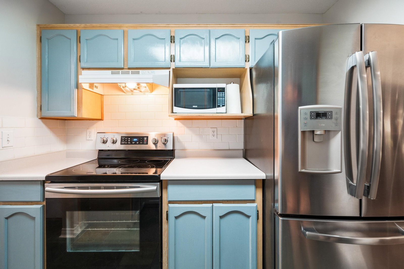 Listing Image 12