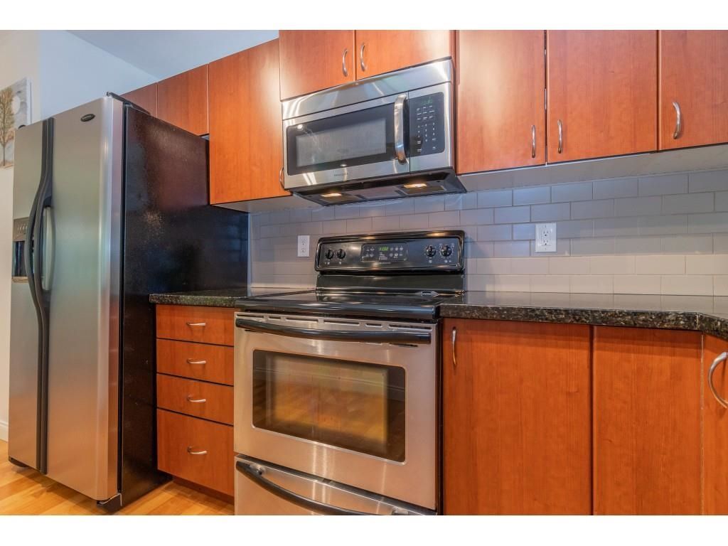 Listing Image 20