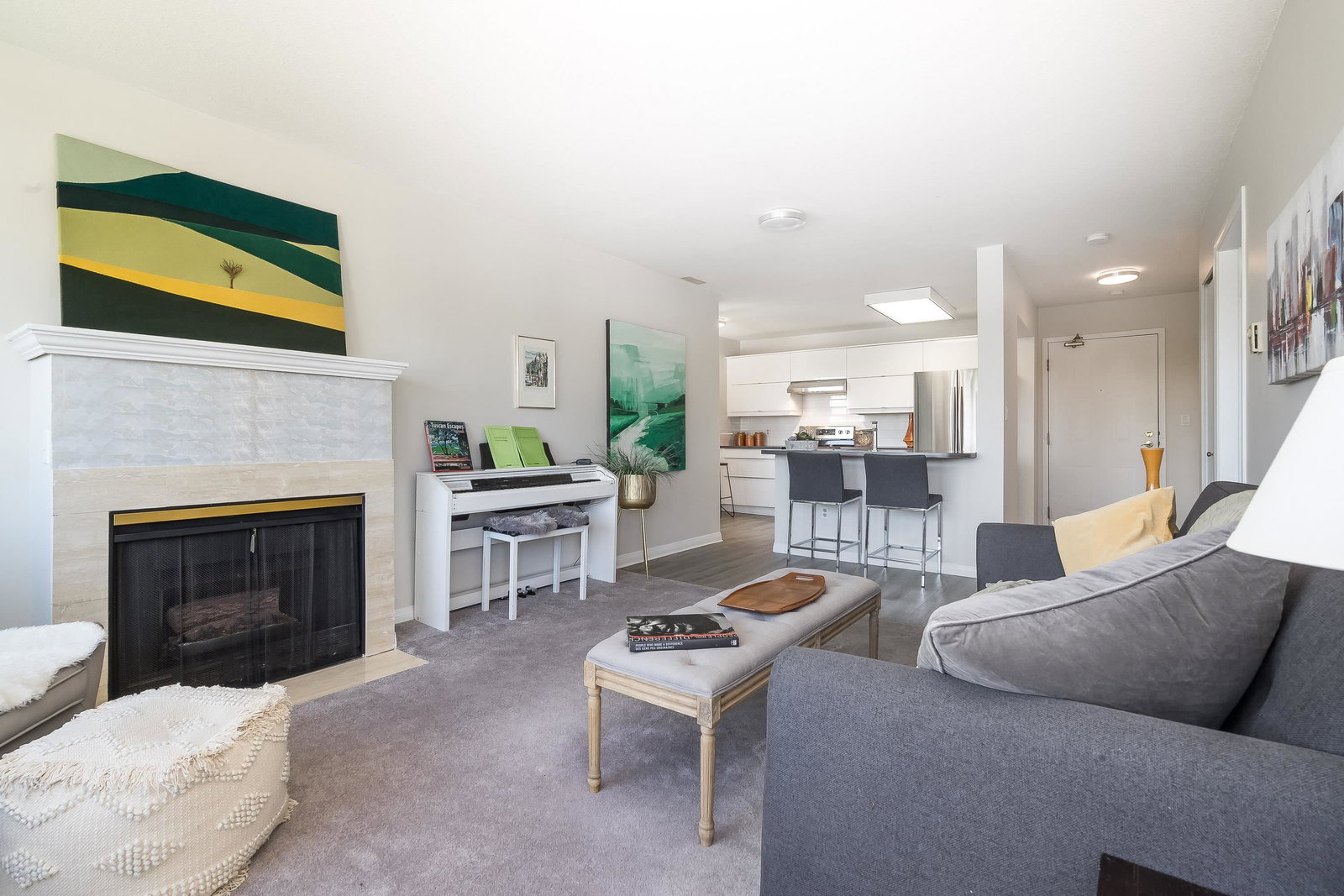 Listing Image 19