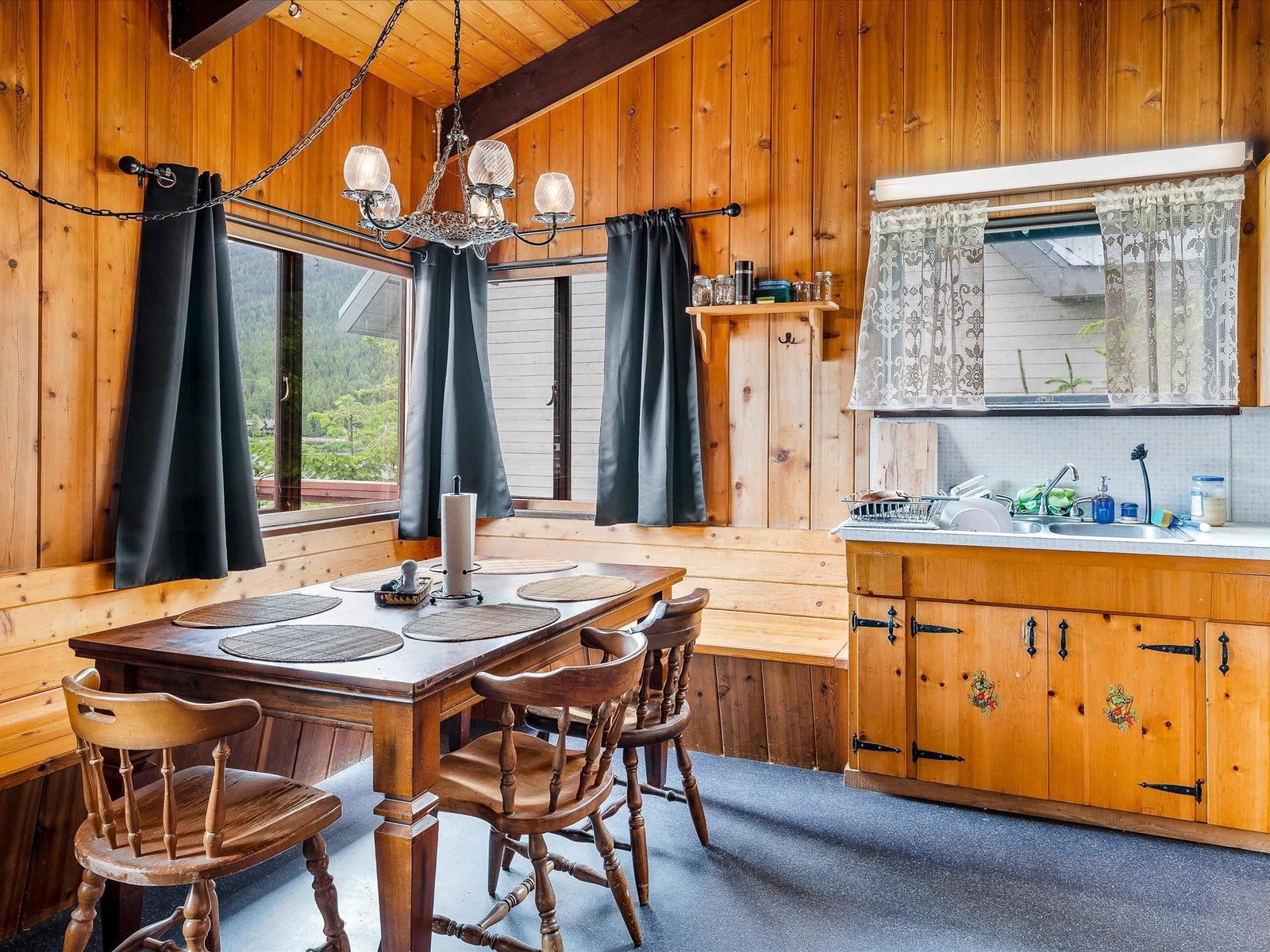Listing Image 10