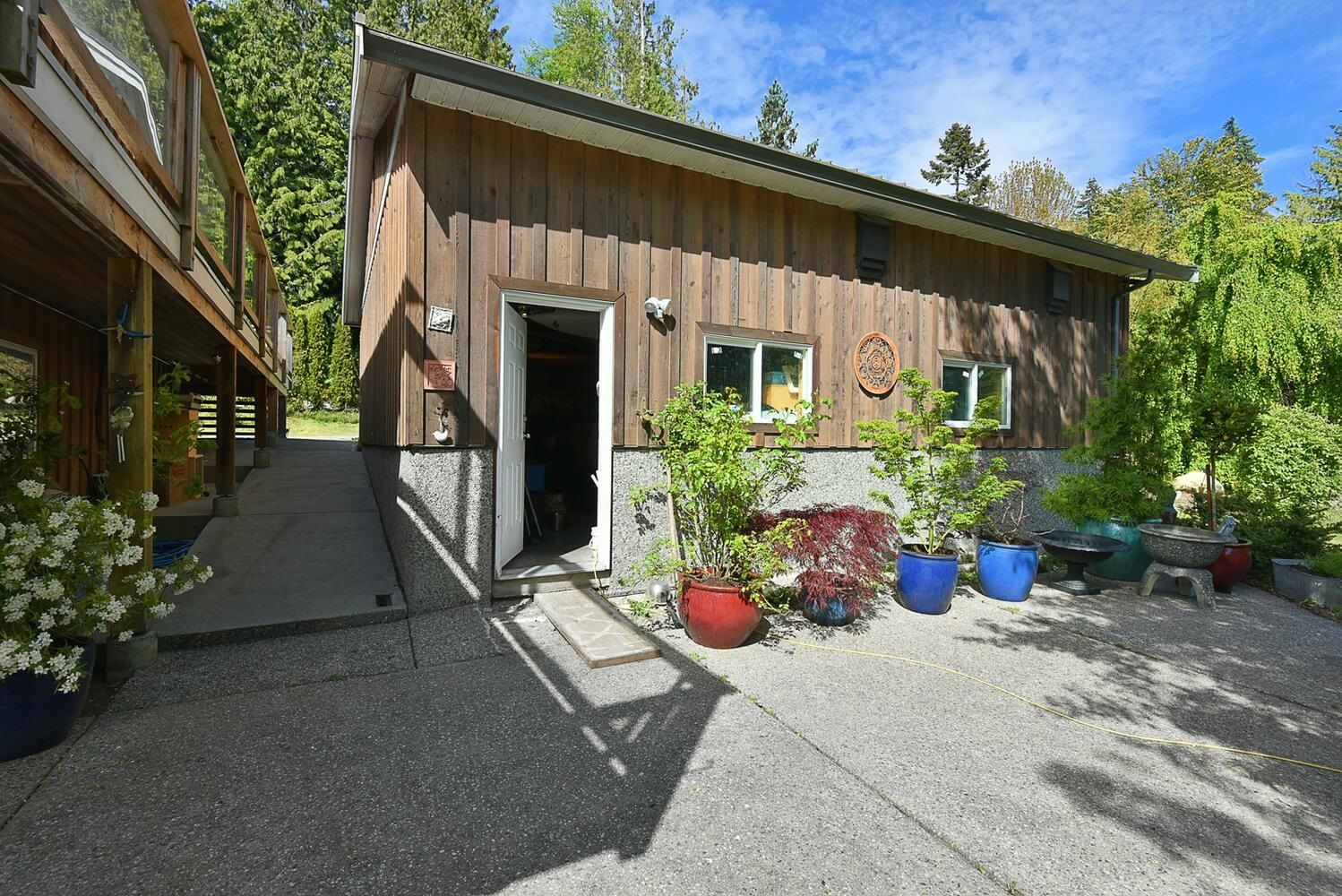 Listing Image 29