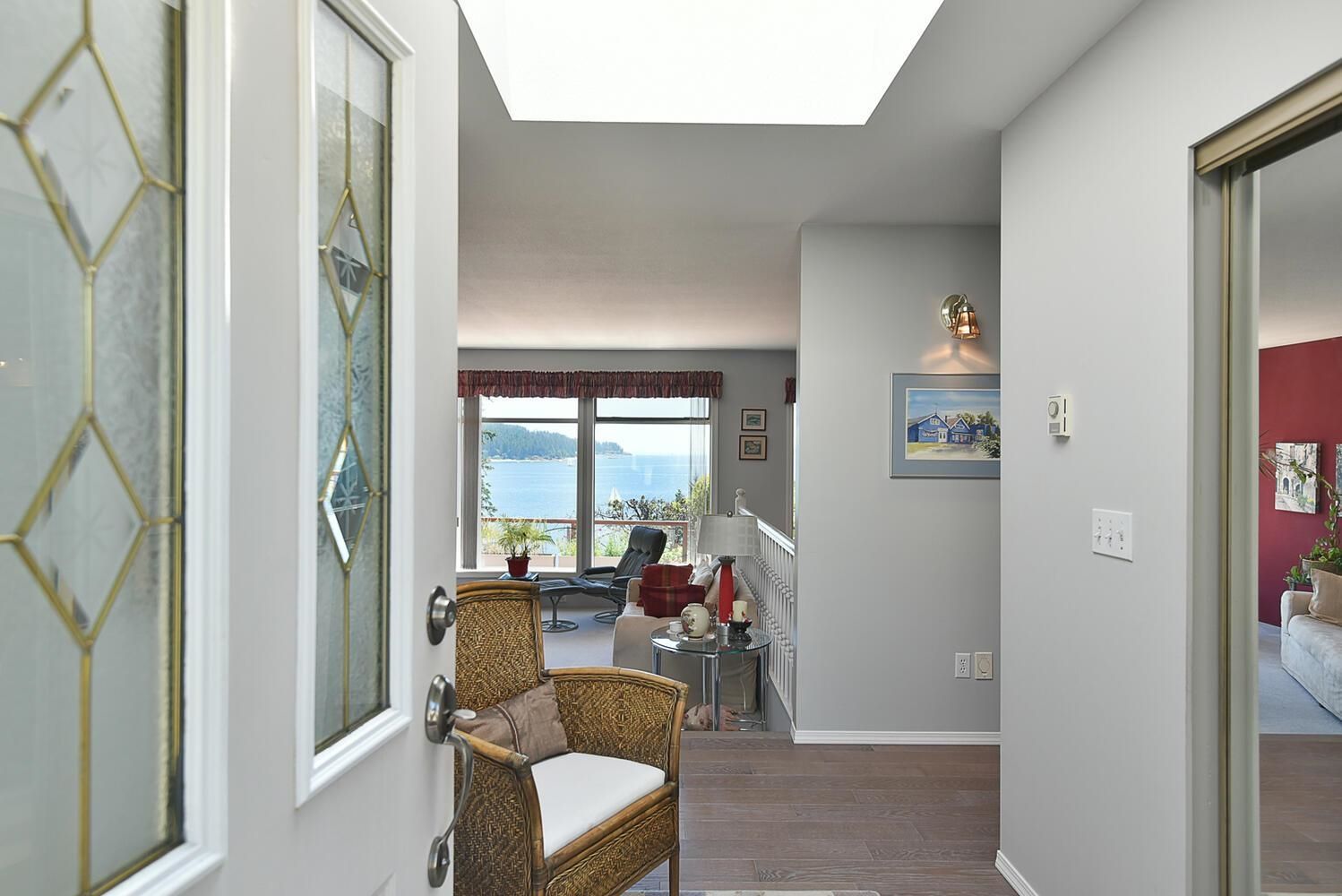 Listing Image 8
