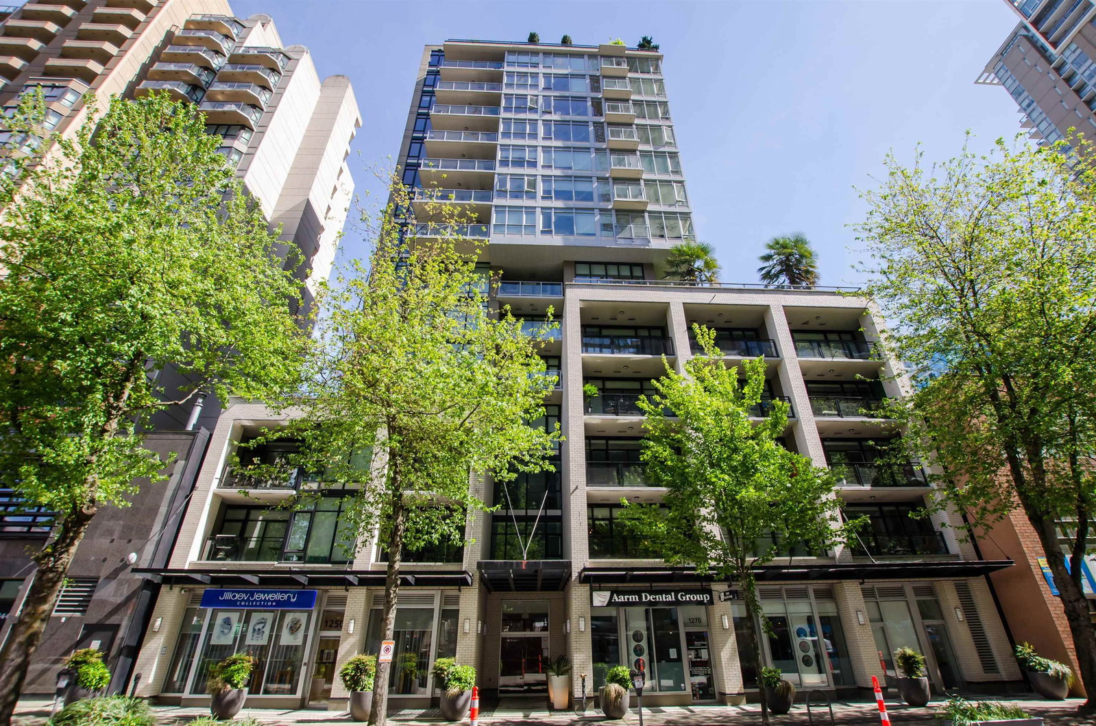 Listing Image 1