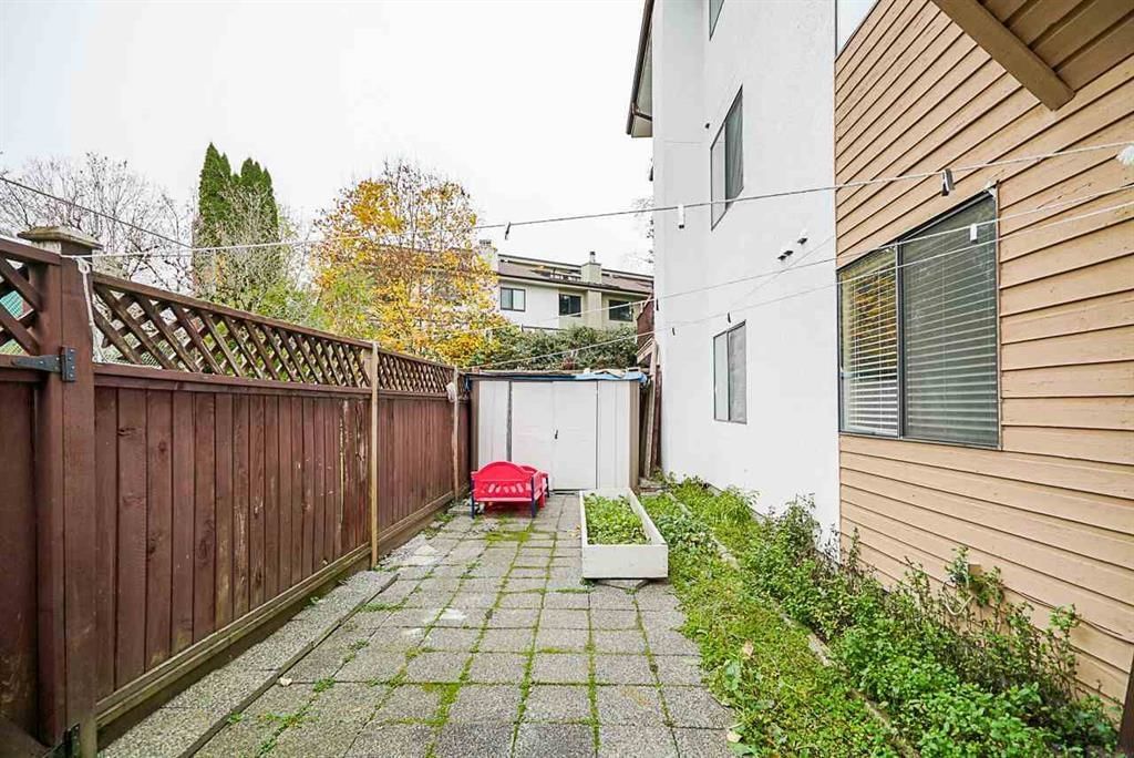 Listing Image 18