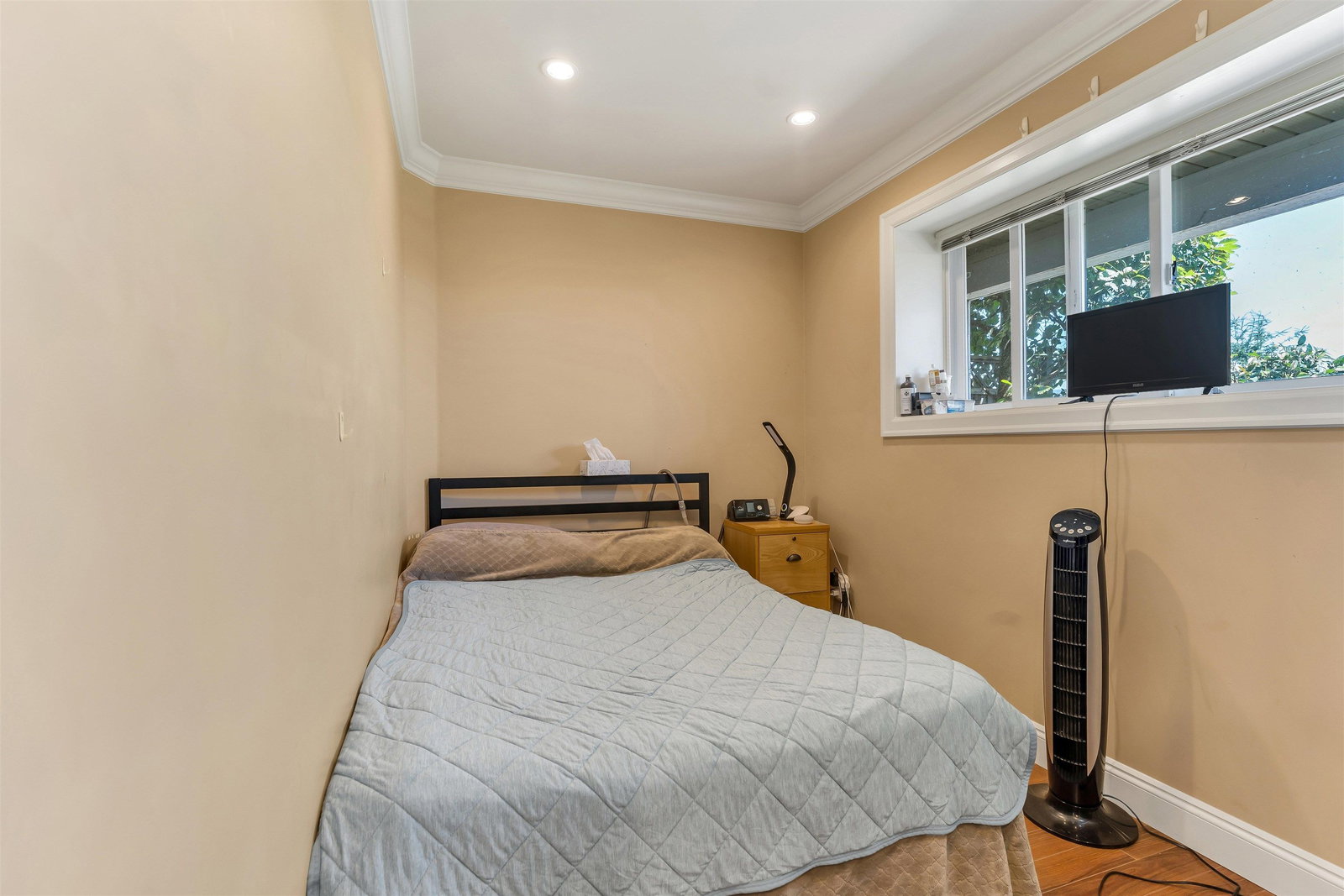Listing Image 22