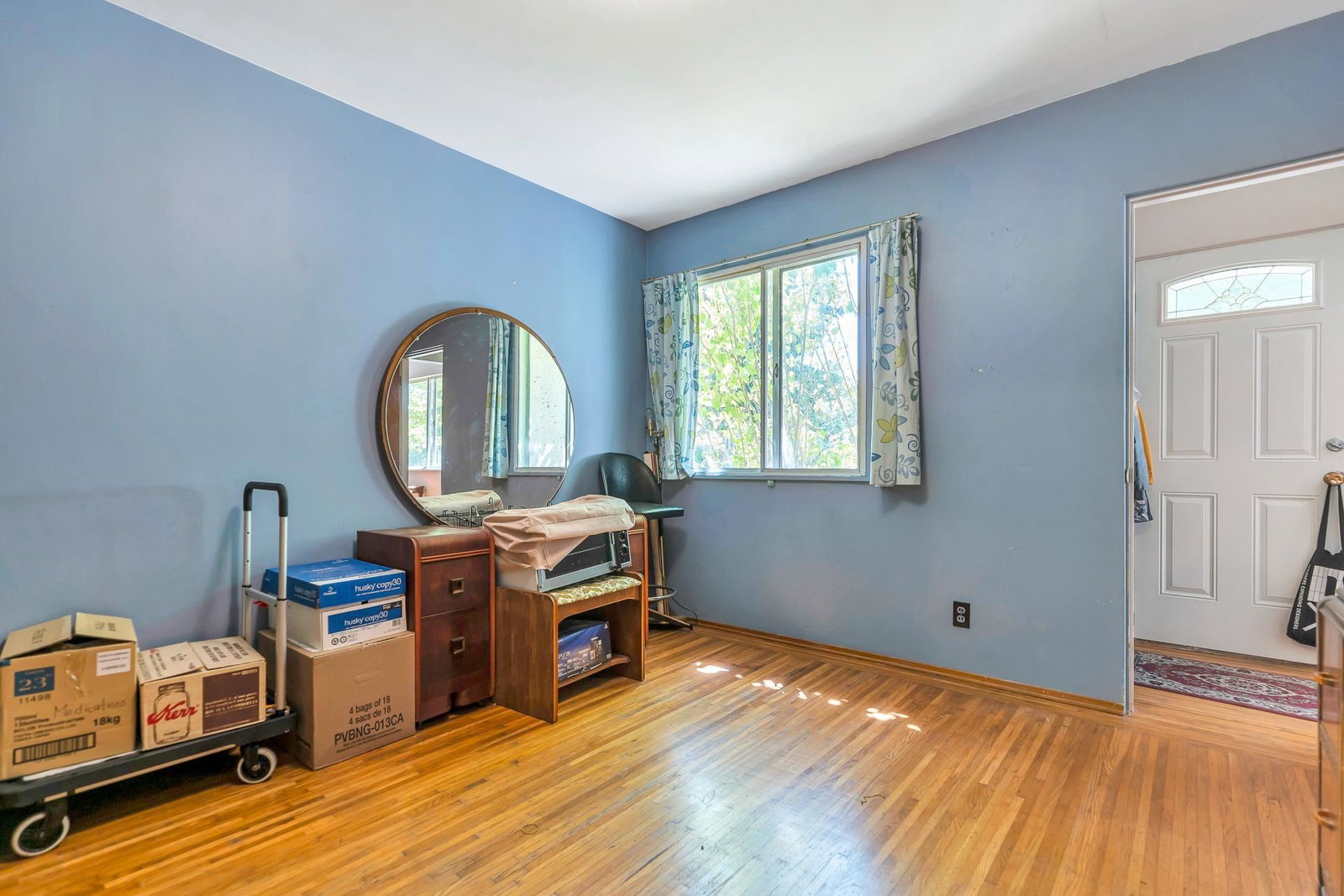 Listing Image 9