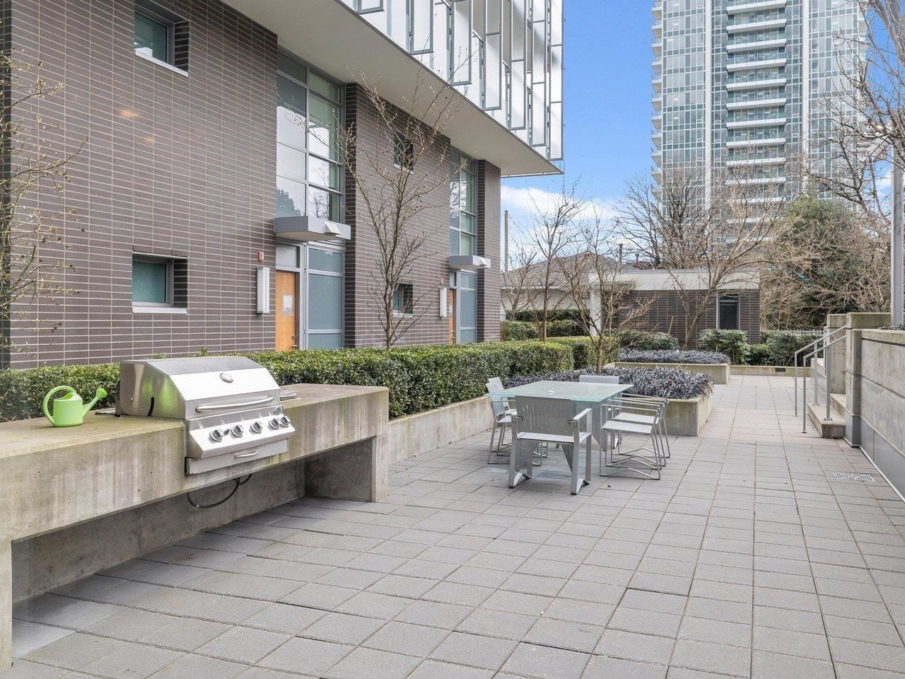 Listing Image 23