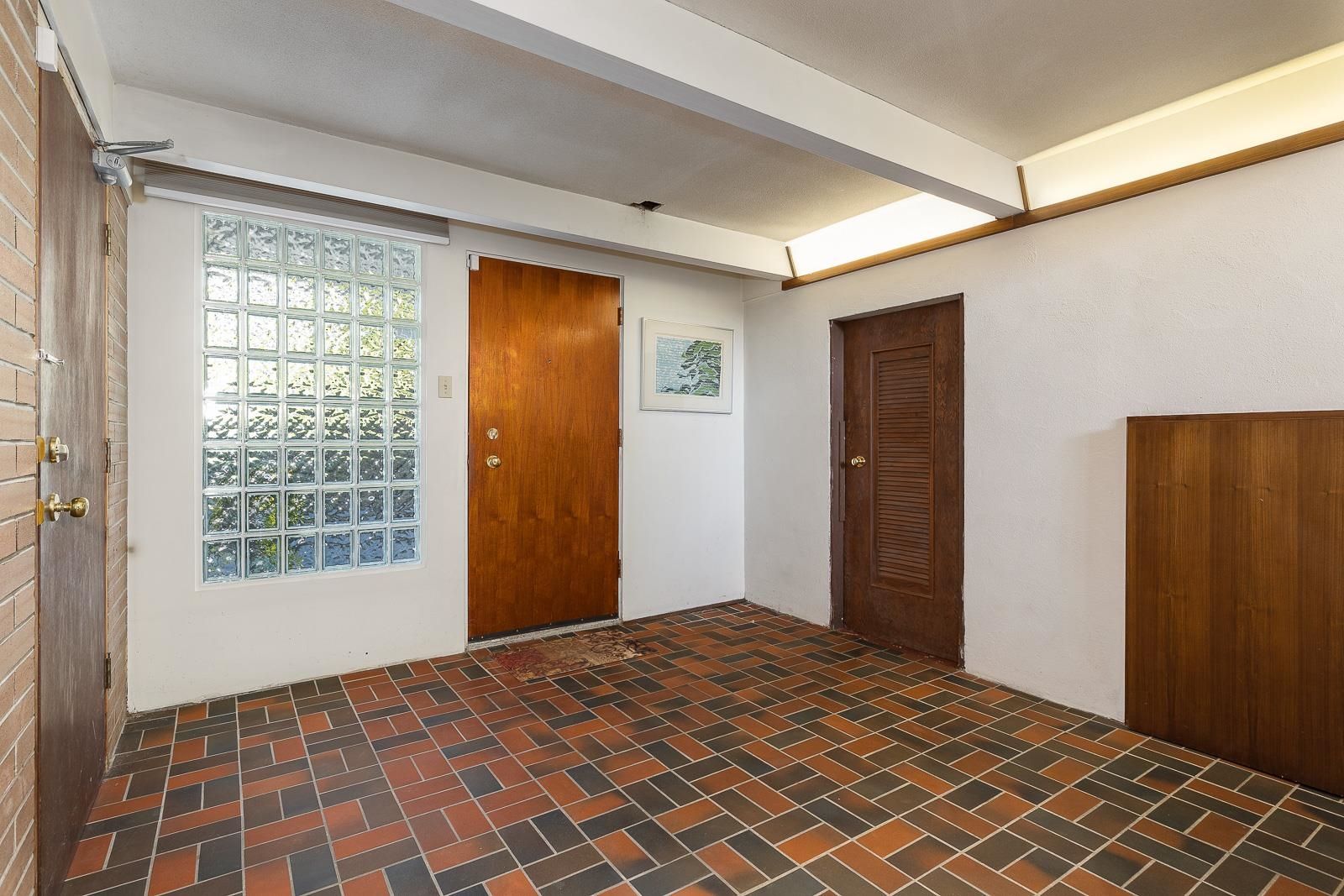Listing Image 30