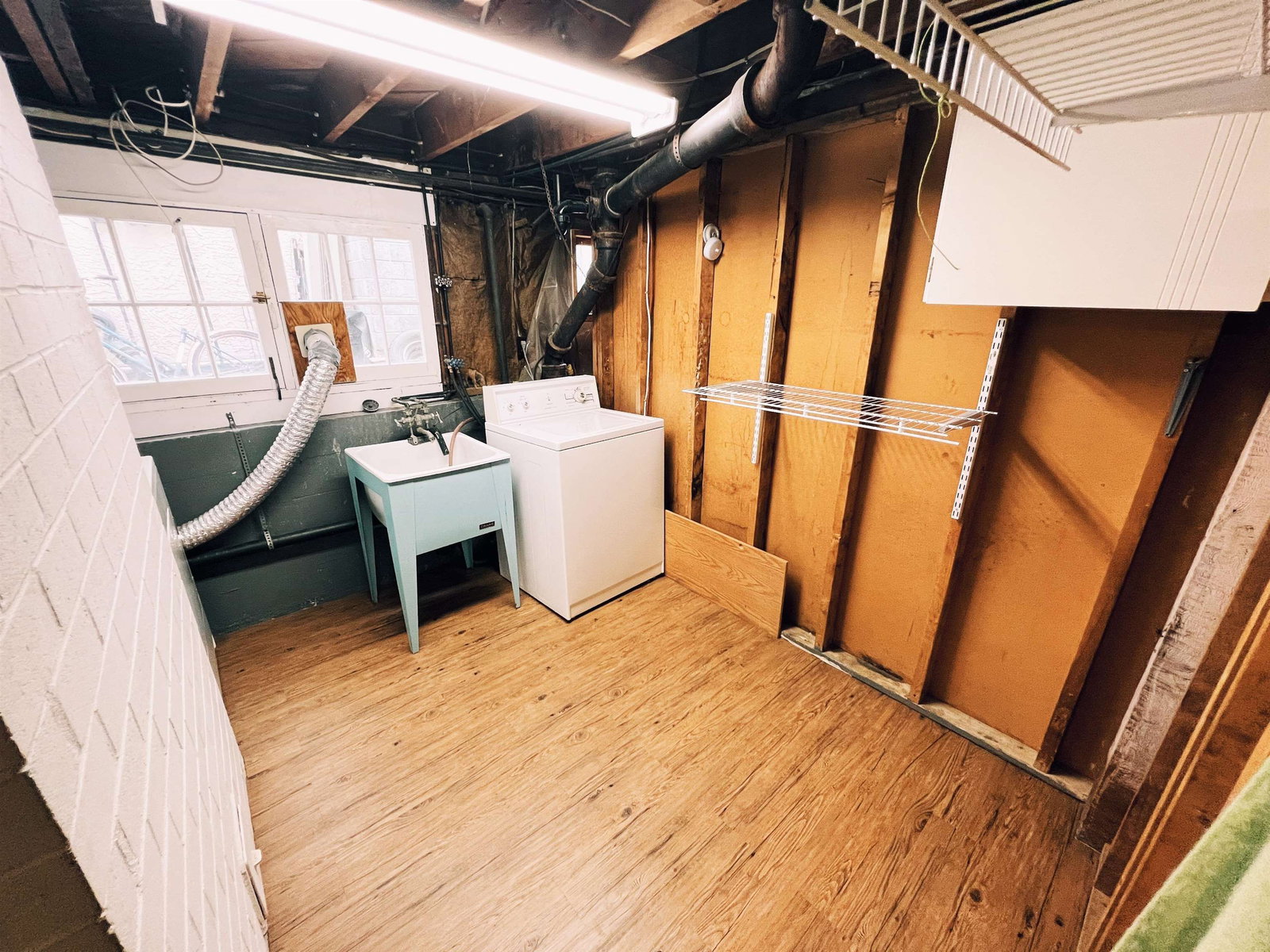Listing Image 17