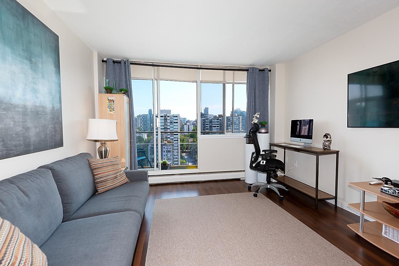 Listing Image 10