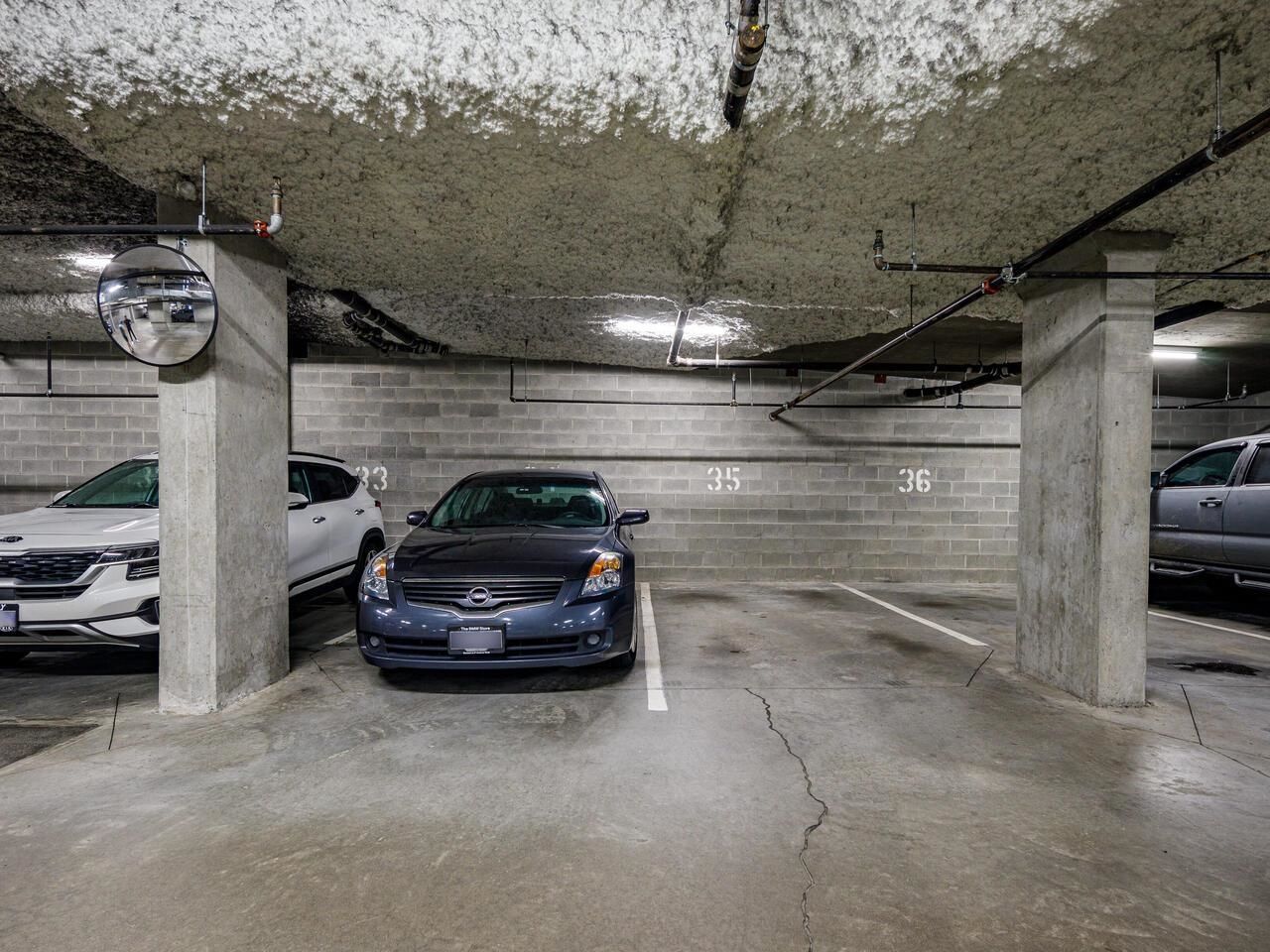 Listing Image 17
