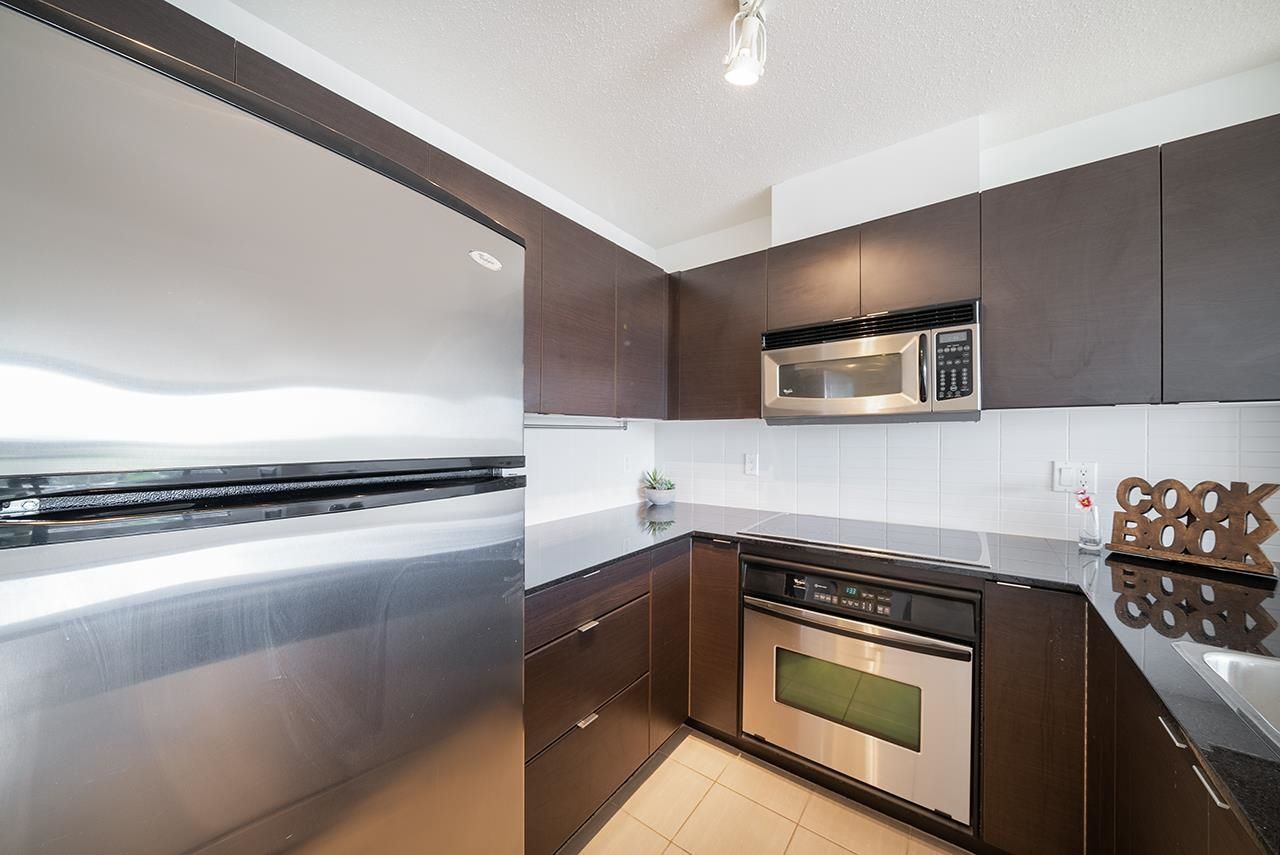 Listing Image 6
