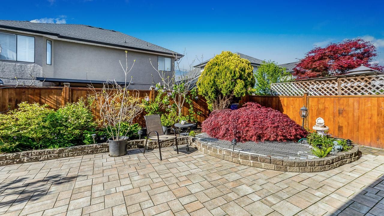 Listing Image 17