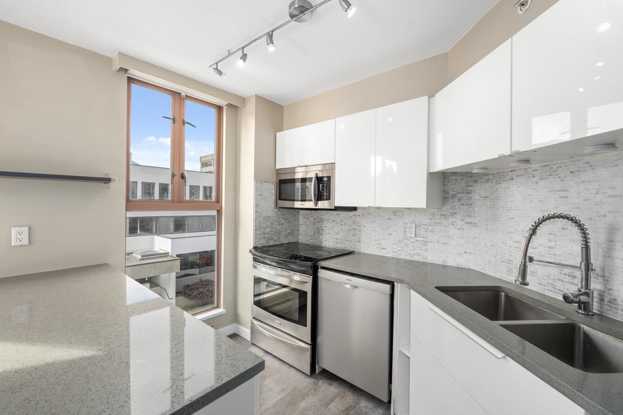 Listing Image 12