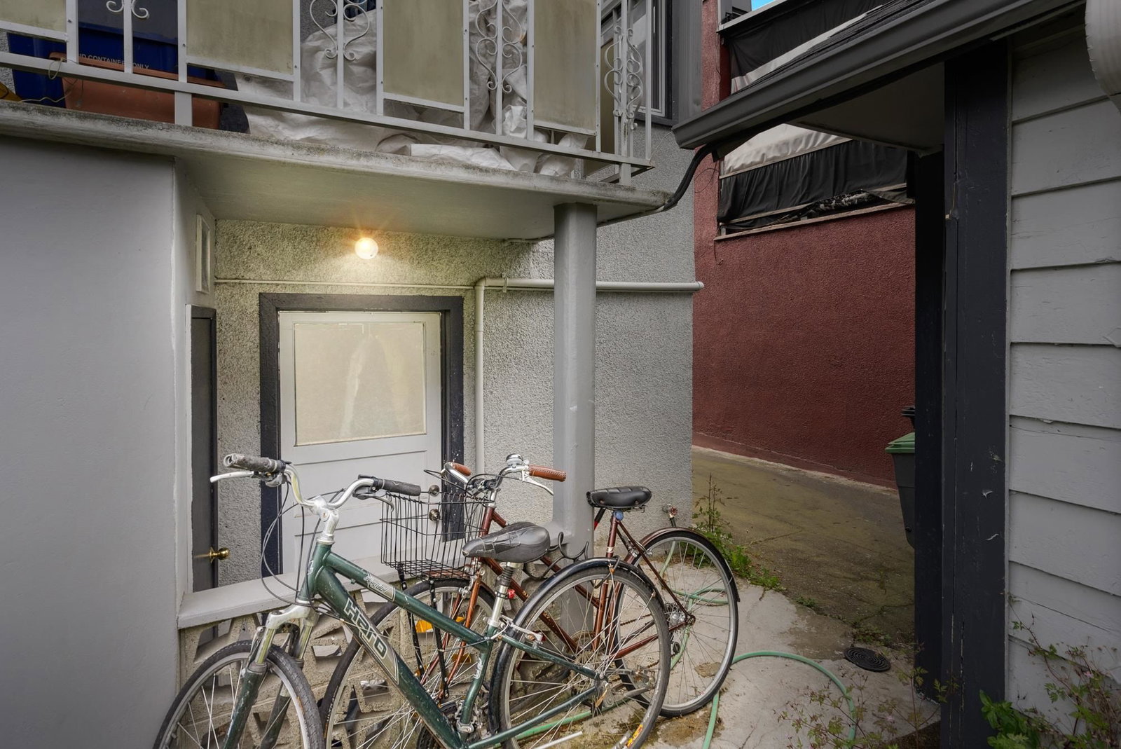 Listing Image 19